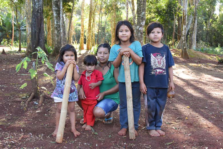 Membres de la communauté guarani