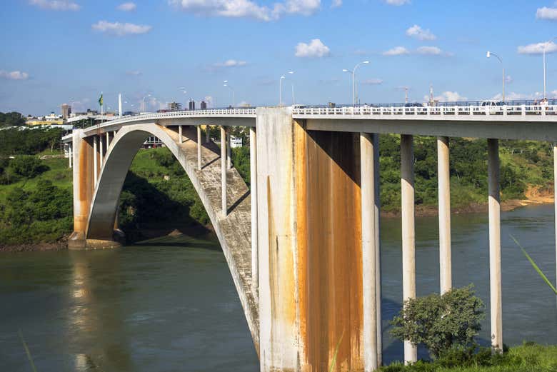 Puente de la Amistad en Ciudad del Este