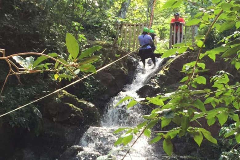 La zip-line di Jungle Fly