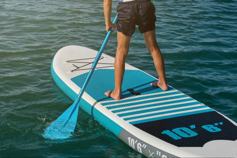 Disfrutando de la práctica de paddle surf en Rada Tilly