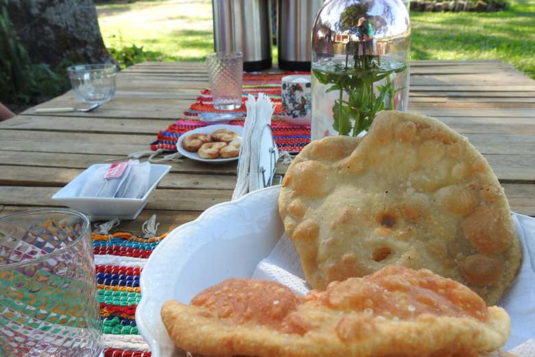 Disfrutaréis de un rico desayuno y almuerzo campestre