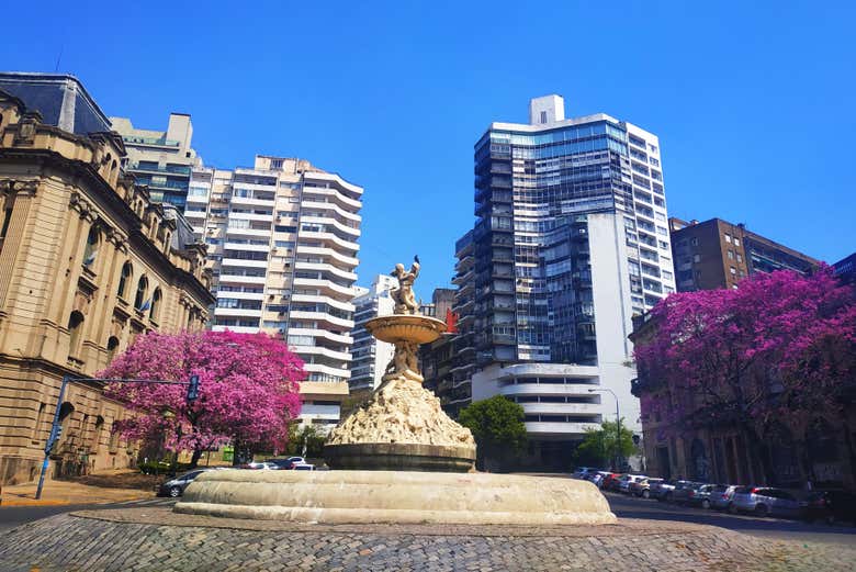 Concluiremos el tour en la Fuente de las Utopías