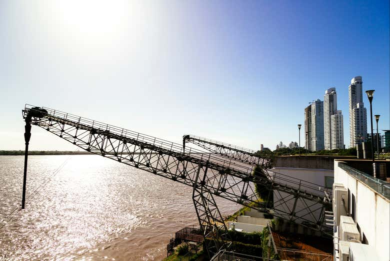Antichi moli di carico a Puerto Norte