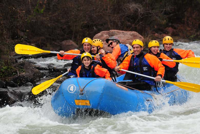Una experiencia de rafting ideal para disfrutar en familia
