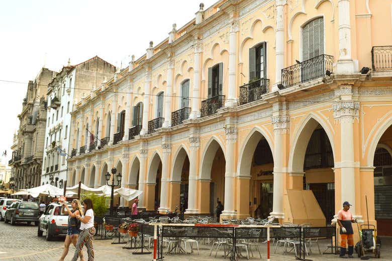 Passeando pelo centro histórico de Salta