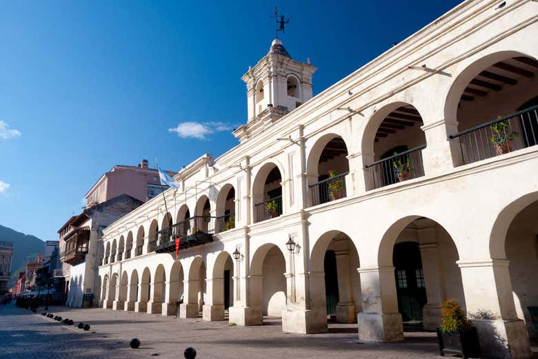 Cabildo, en la Plaza 9 de Julio de Salta