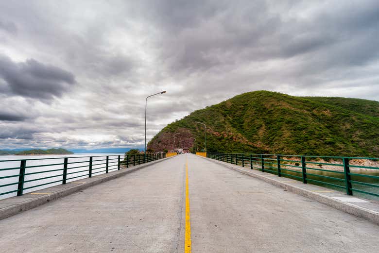 Pont sur le barrage de Cabra El Corral