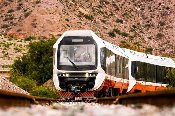 Tren Solar de la Quebrada + Cerro de los 14 Colores