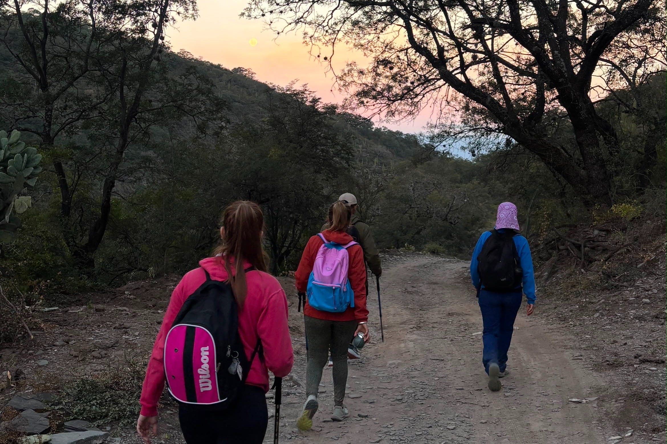 Recorreremos senderos únicos rodeados de monte nativo