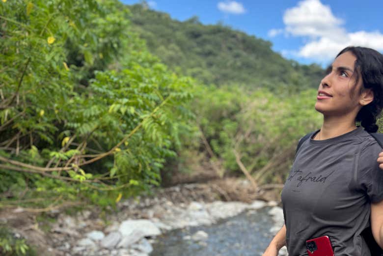 Caminaréis junto al relajante murmullo del arroyo