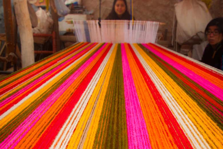 Weaving cloth in Jachal
