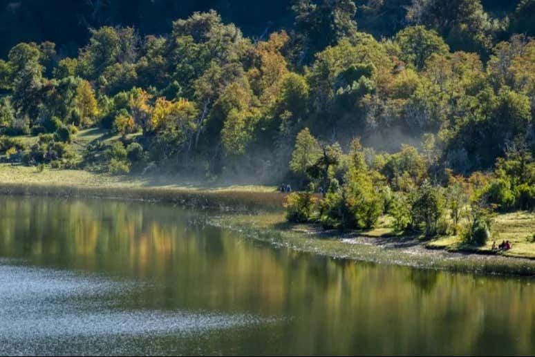 The tranquil Rosales Lagoons