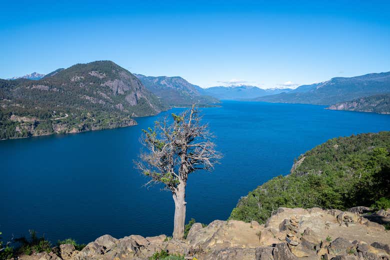 Lake Lácar