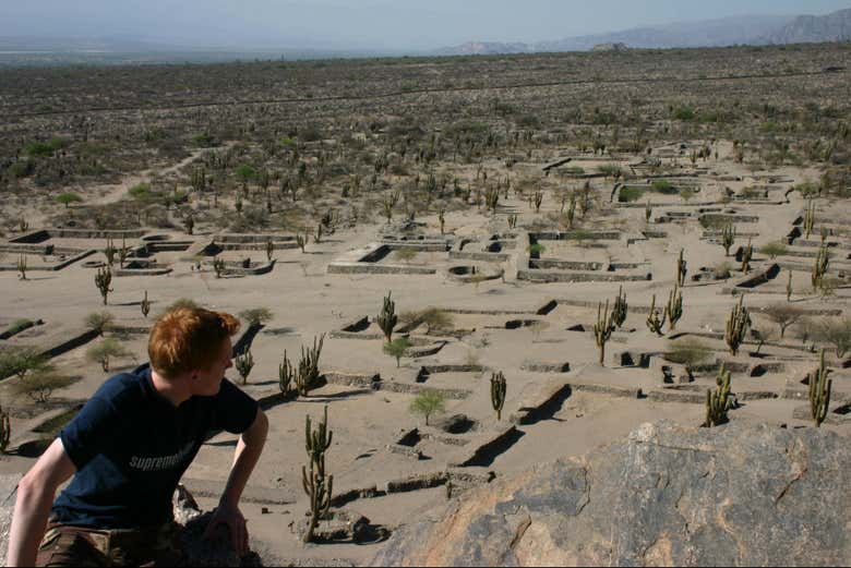 Contemplando las ruinas de Quilmes