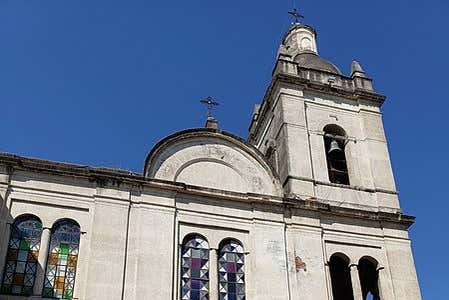 Admire the Santo Domingo Church
