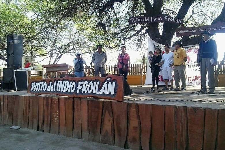 Make a stop at the Patio del Indio Froilán
