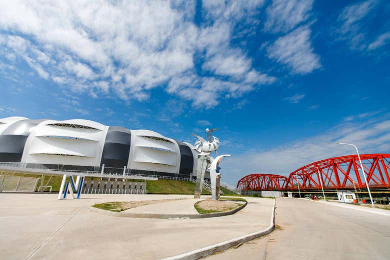 Puente Carretero, junto al Estadio Único