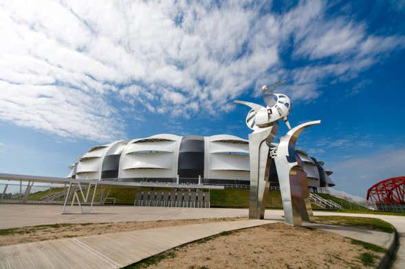 Tour por el Estadio Único Madre de Ciudades