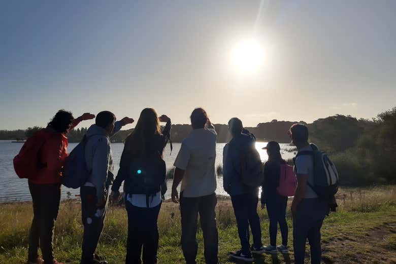 Contemplando la laguna de los Padres
