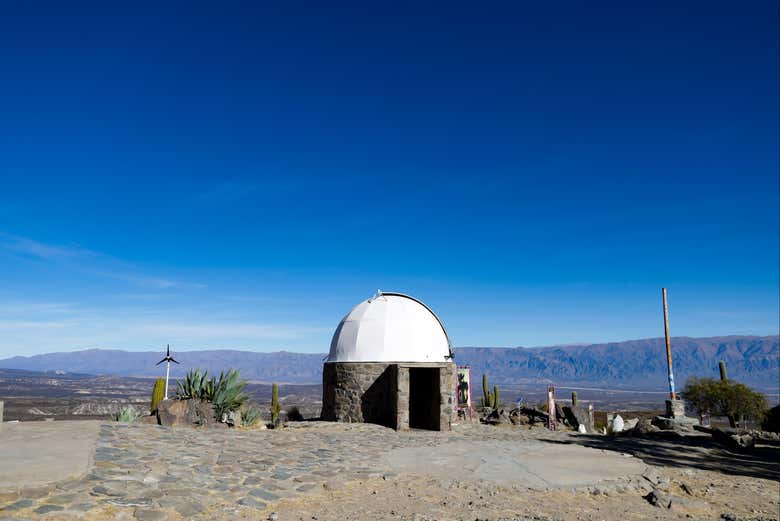 Cúpula del observatorio astronómico Ampimpa