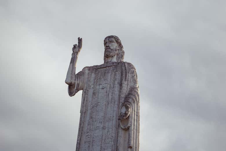 Cristo Bendicente del cerro San Javier