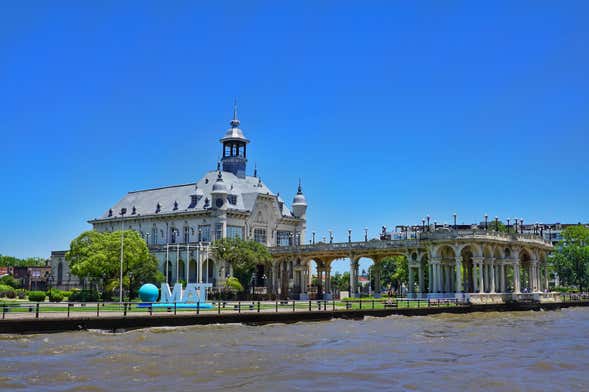 Catamarán por los ríos Tigre, Luján y Sarmiento