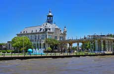 Catamarán por los ríos Tigre, Luján y Sarmiento