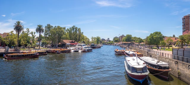 Paseo en barco por el delta del Paraná