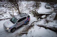 Tour en 4x4 por los lagos Escondido y Fagnano + Estancia La Carmen