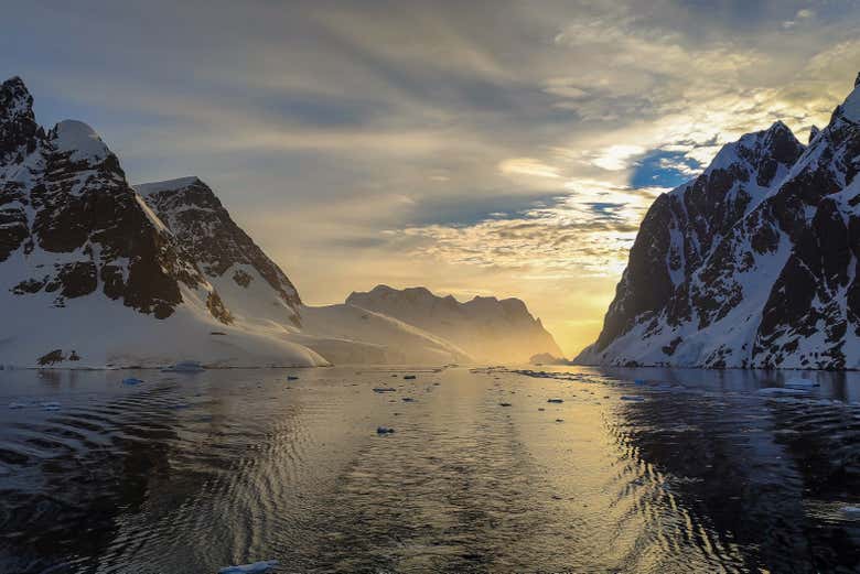 Atardecer en la Antártida