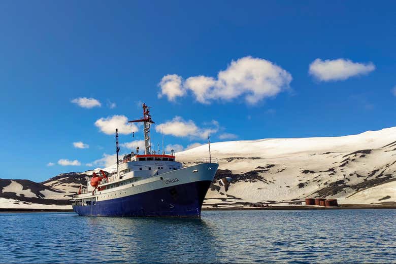 El barco en el que navegaremos por la Antártida