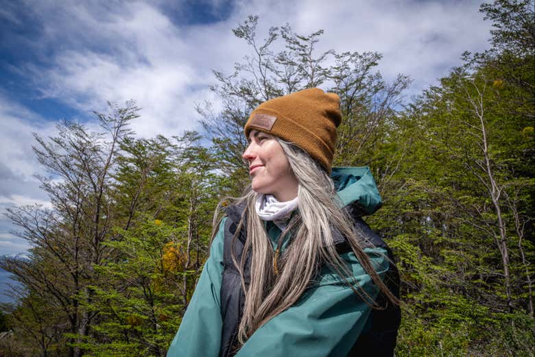 Una chica disfrutando de un merecido descanso
