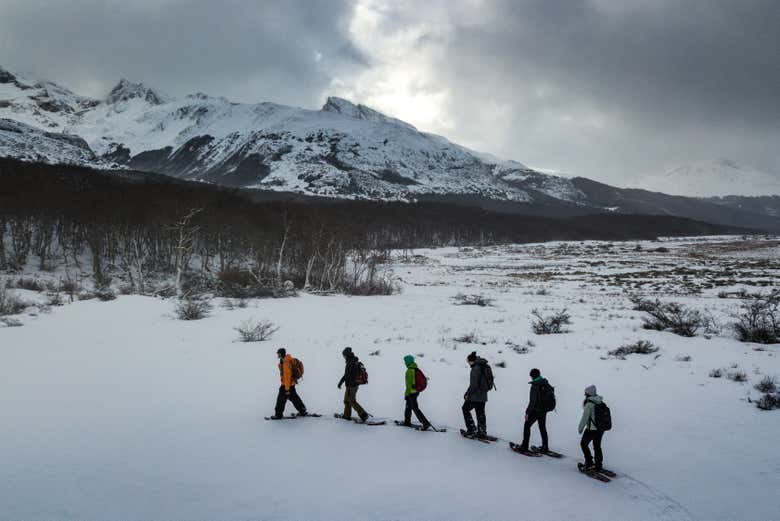 Passeio com raquetes de neve na Terra do Fogo