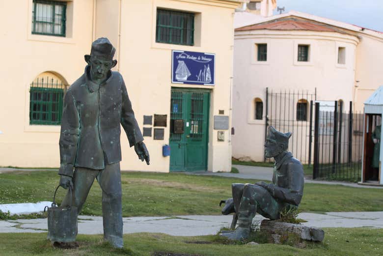 Sculptures du Musée maritime d'Ushuaïa