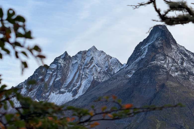 Los picos rocosos alrededor del Cerro Cortez