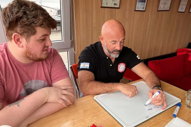 Aprenderás a pilotar junto a un piloto experto