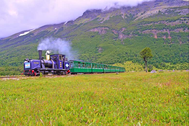 Atravesando el valle del río Pipo