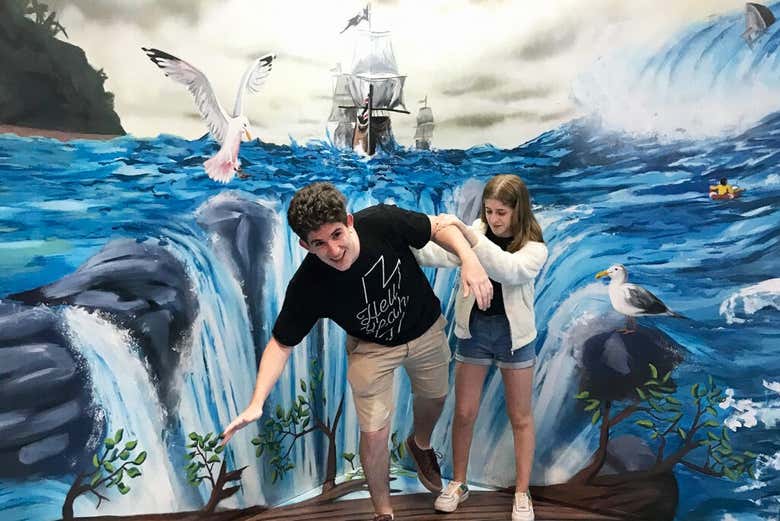 A 3D mural in the Mundo Irreal Museum