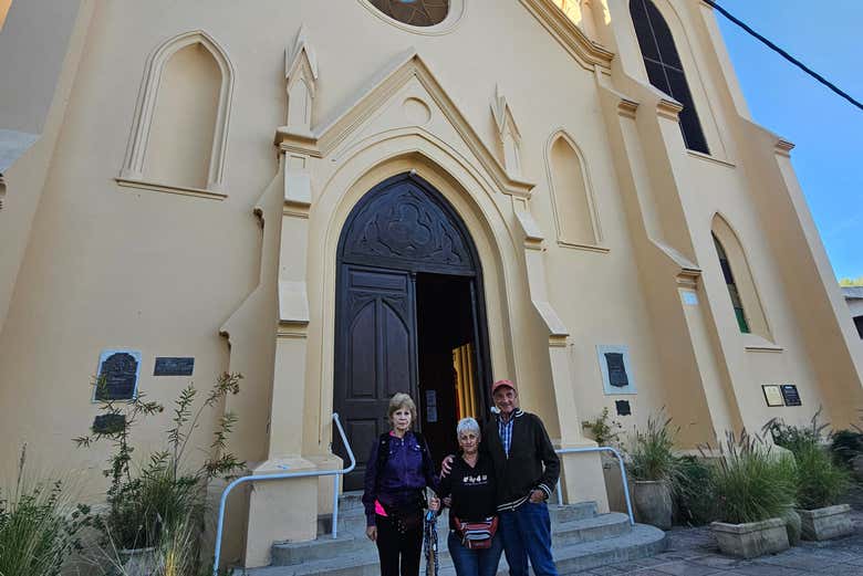 Devant l'église de San Francisco Javier