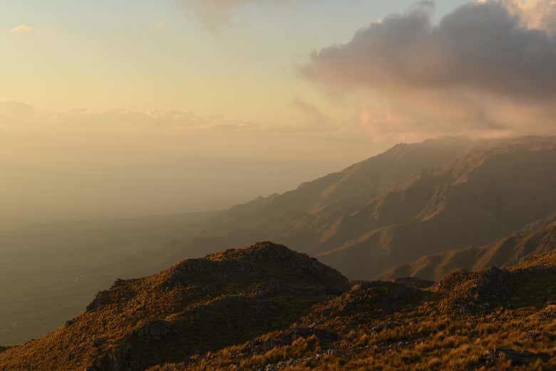 Il tramonto sulle montagne