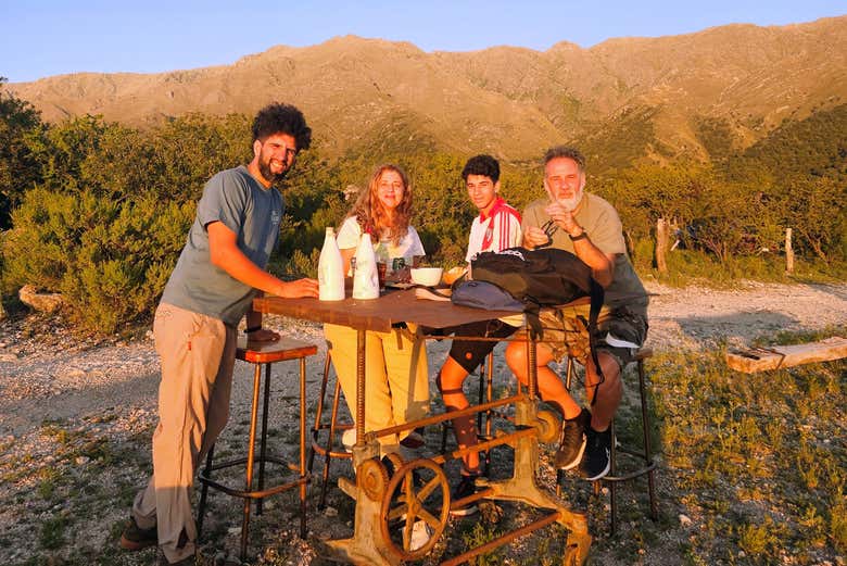 Degustando il vermouth alla Sierrra de Comechingones