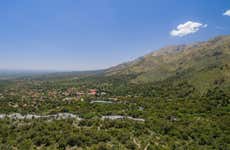 Senderismo por los bosques de Villa de Merlo