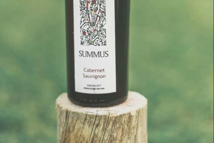 Vino de la línea Summus