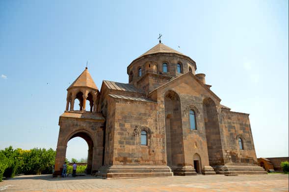 Excursión a Echmiadzin y Zvartnots