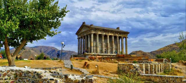 Excursión a Garni y el monasterio de Geghard