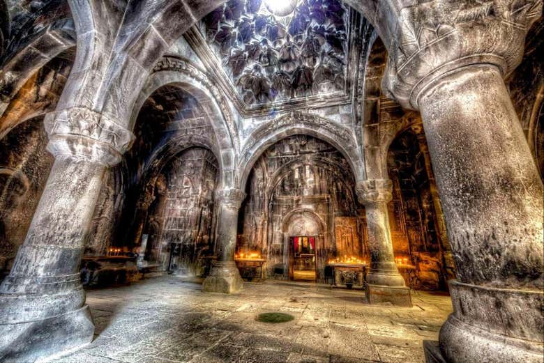 Tour the inside of the chapel