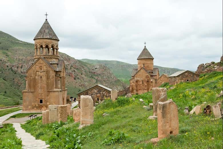 Baladez-vous dans le monastère de Noravank