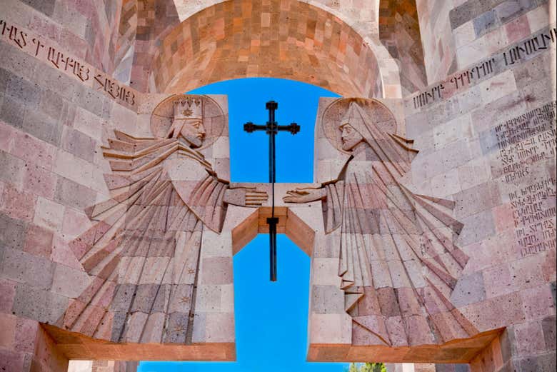 Vamos descobrir a história da catedral de Echmiadzin