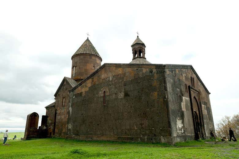 Saghmosavank, que significa "monasterio de los salmos"