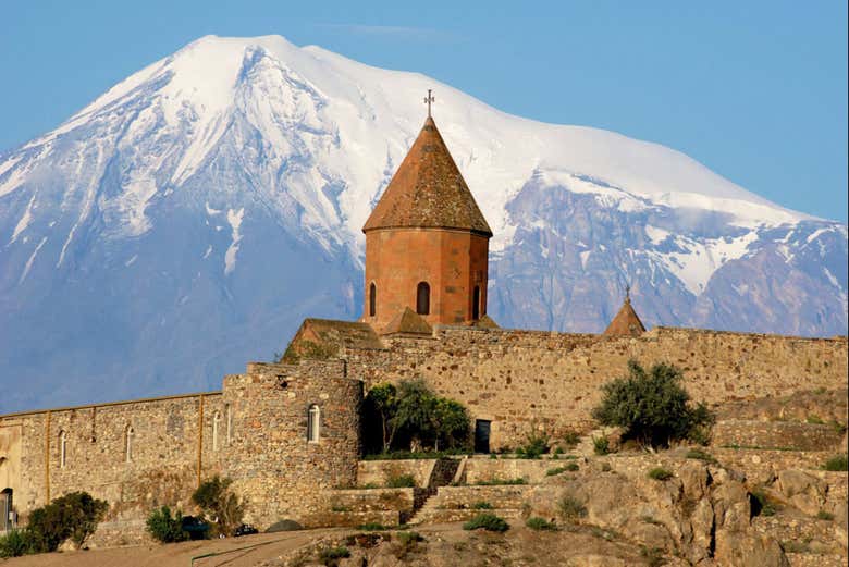 Les vues du monastère de Khor Virap vous captiveront